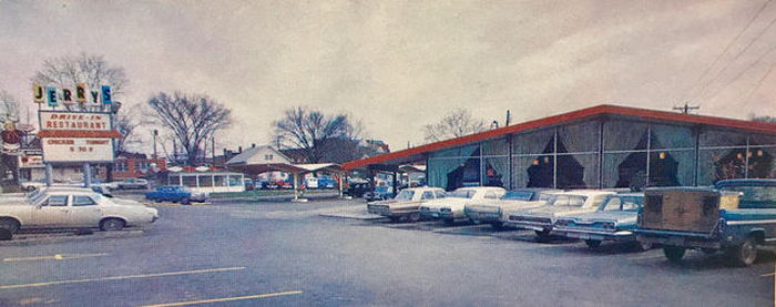 Jerrys Drive-In - Jerrys Drive-In Chain Example (newer photo)